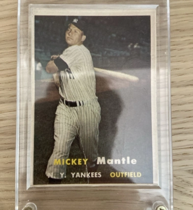 1957 Topps - Mickey Mantle #95