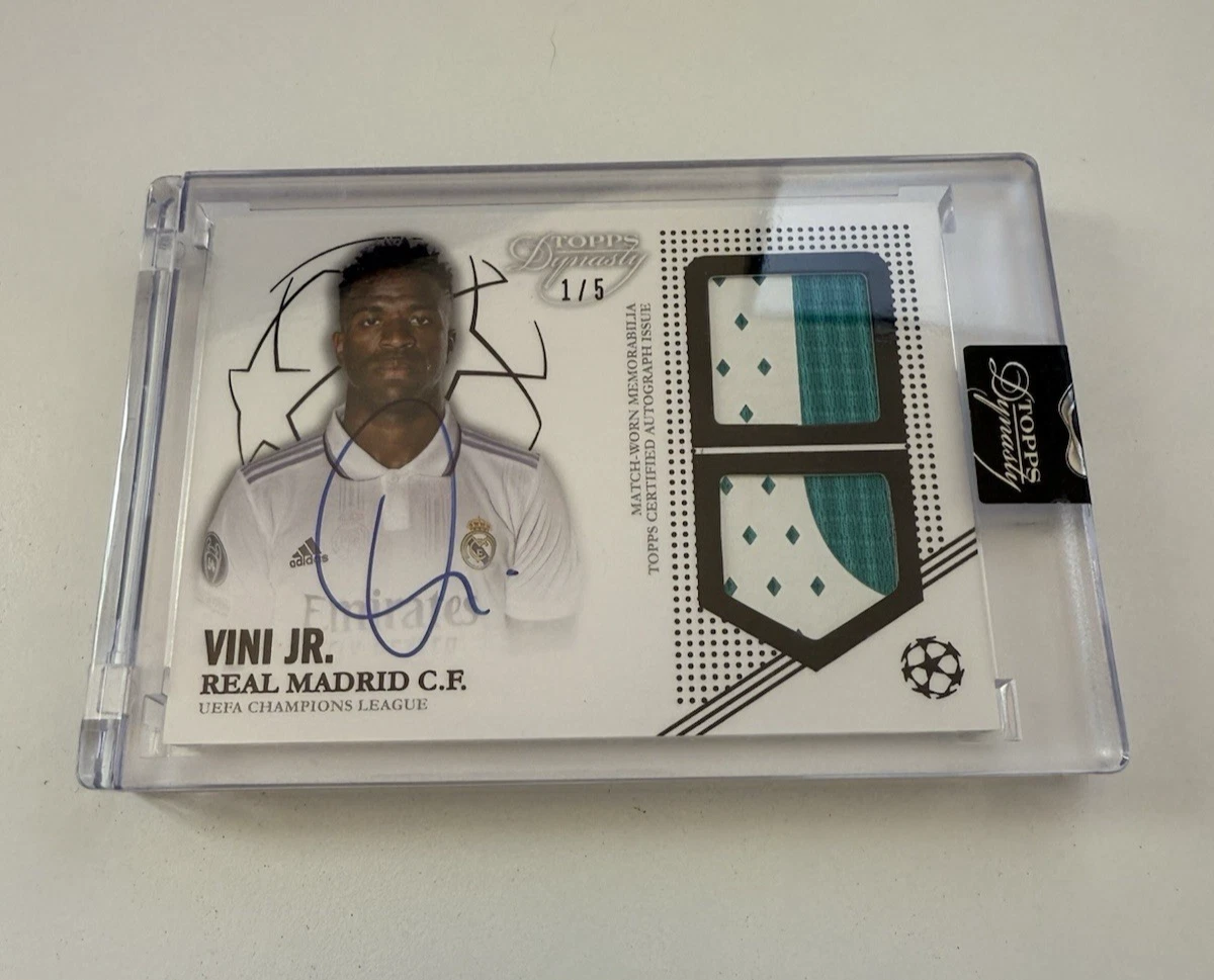 2022-23 Topps Dynasty UCL Soccer Vini Jr On Card Auto Dual Relic Patch 1/5 RARE