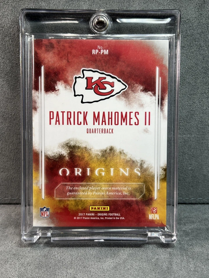 2017 Origins Patrick Mahomes RC Patch 164/175 Player Worn Material #RP-PM - Image 2