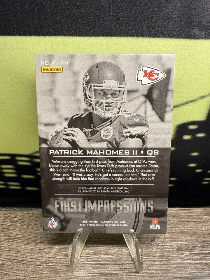 2017 Illusions First Impressions Patrick Mahomes ROOKIE RC RED USED PATCH /50 - Image 2