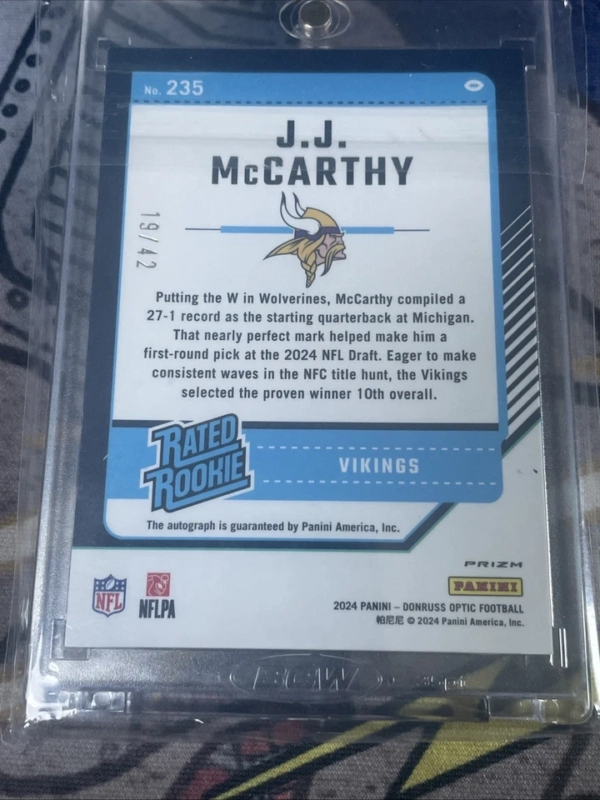 2024 Donruss Optic JJ MCCARTHY Purple Stars FOTL On Card AUTO #235 RC /42 - Image 2