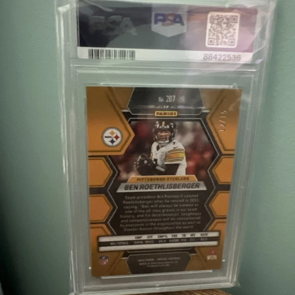 2023 Mosaic Ben Roethlisberger Blue Fluorescent /15 PSA Gem Mint 10 - Image 2