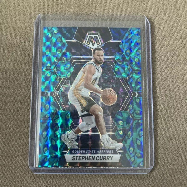 2022-23 Panini Mosaic Stephen Curry Peacock Prizim SSP Golden State Warriors #92