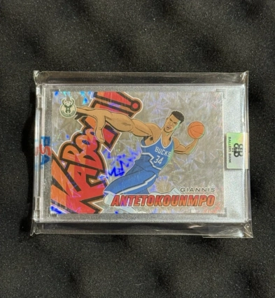 GIANNIS ANTETOKOUNMPO 2024-25 Panini Revolution Horizontal Kaboom! SSP #8 Bucks
