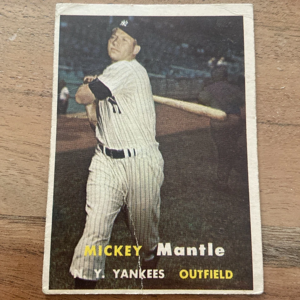 1957 Topps - Mickey Mantle #95 - Image 4