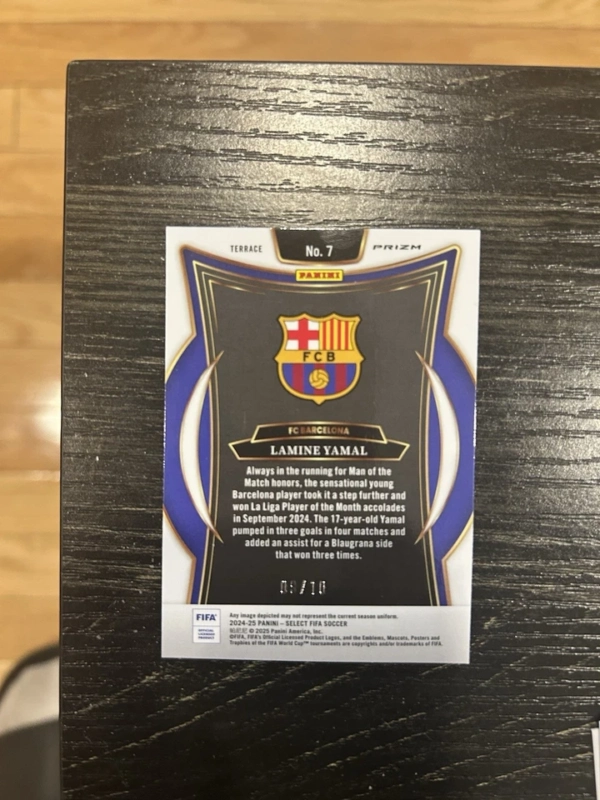2024-25 Select FIFA Lamine Yamal Gold Prizm / Wave #'d 09/10 SSP Barcelona Spain - Image 2