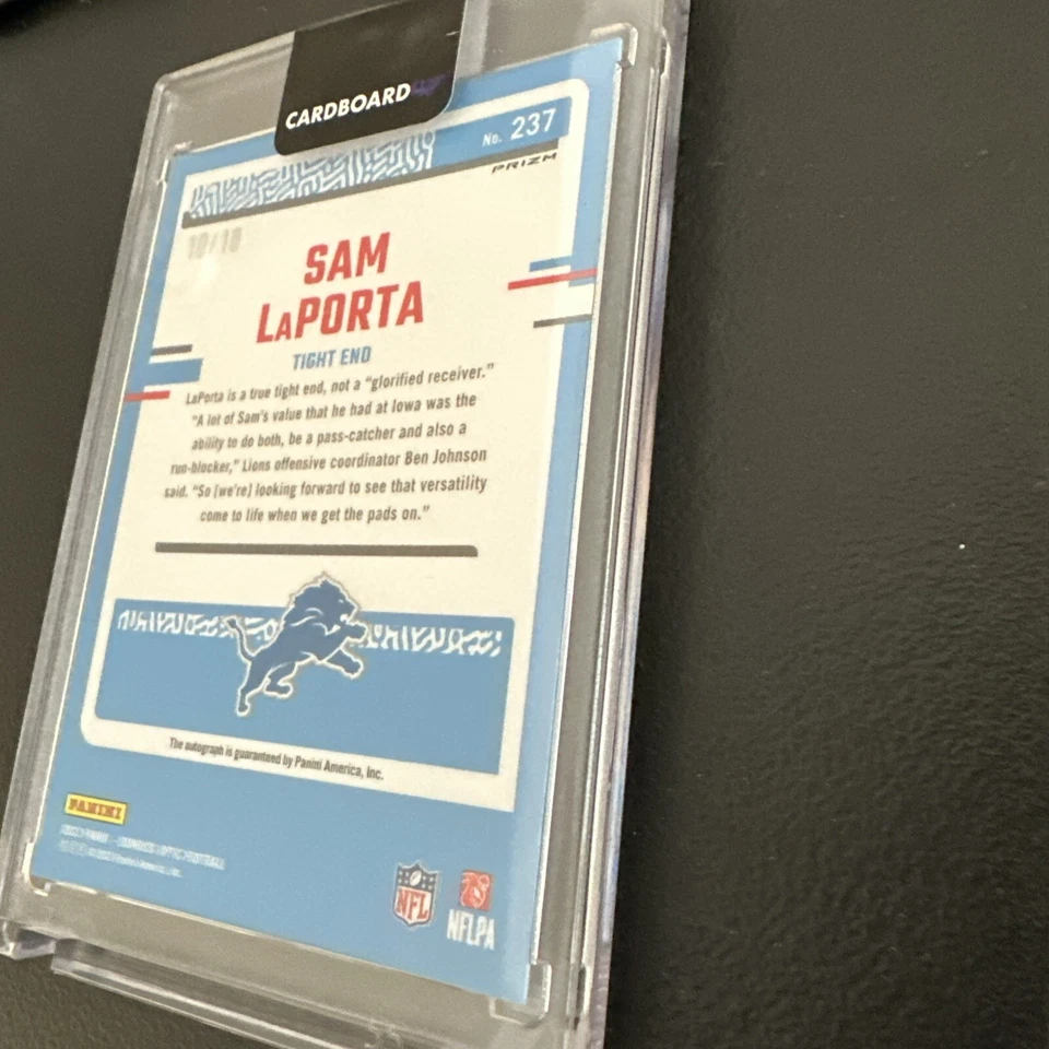 2023 Panini Donruss Optic - Sam LaPorta RR Gold On Card Auto 10/10 Bookend - Image 3