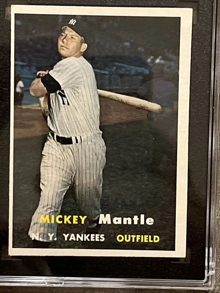MICKEY MANTLE1957 Topps Baseball #95 HOF SGC 1 Vintage Yankees - Image 3